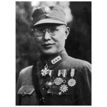 何應欽 何應欽